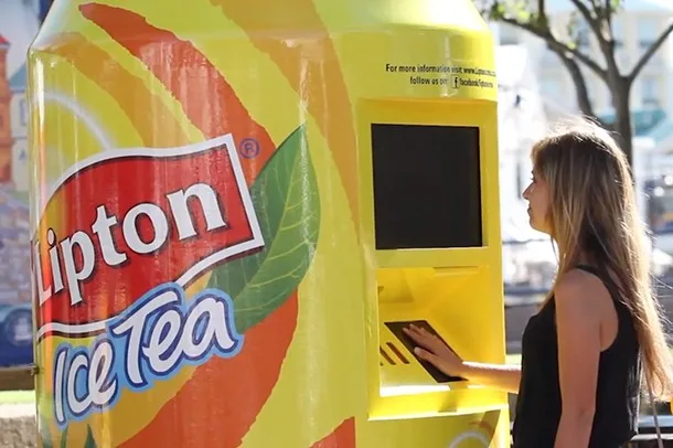 Lipton Ice Tea : "Never loose your cool"