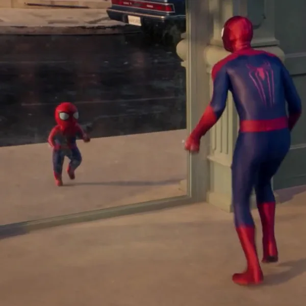 Evian lance une nouvelle campagne de pub en partenariat avec The Amazing Spider-Man 2