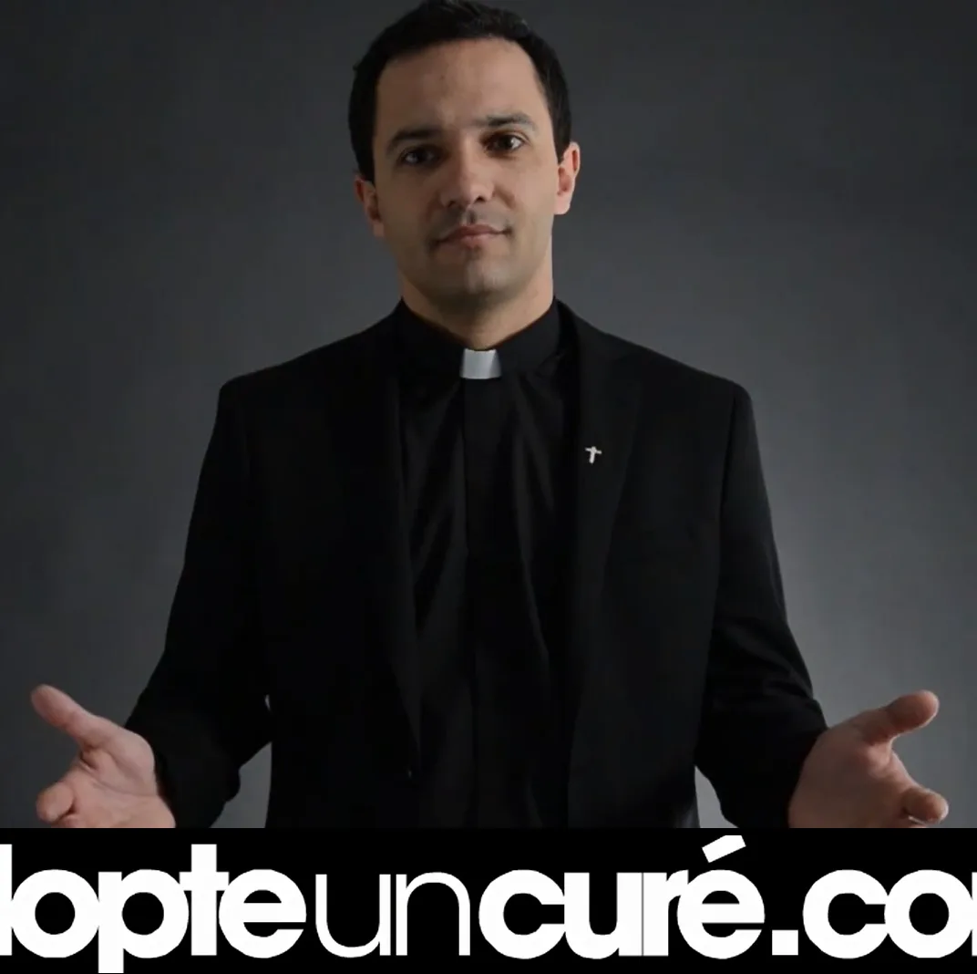 Adopte un curé, la nouvelle image des dons