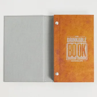 « The Drinkable Book », l’eau potable pour tous