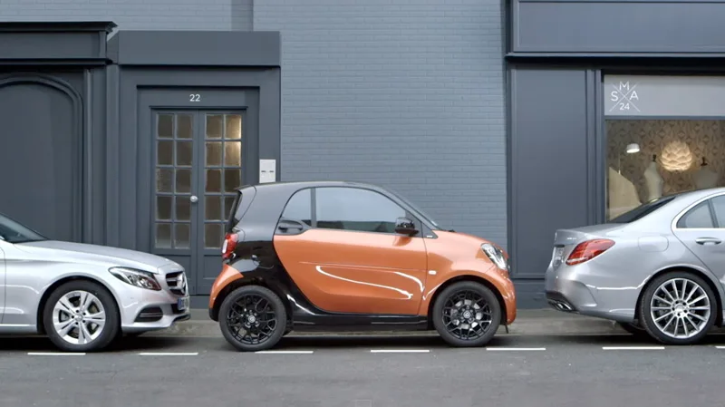 La Smart est toujours plus petite que les autres !