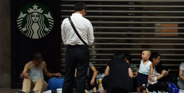 Starbucks lutte contre le gaspillage.. et la faim !