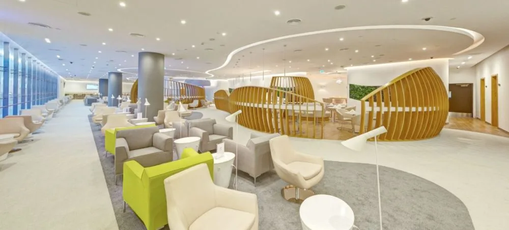 Brandimage signe la conception du cinquième lounge SkyTeam à Dubaï