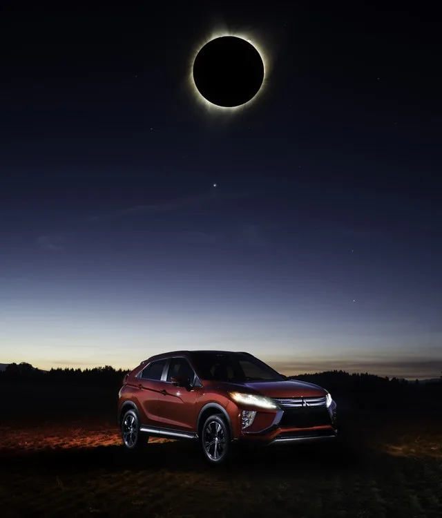 Mitsubishi SUV Eclipse Cross éclipse totale