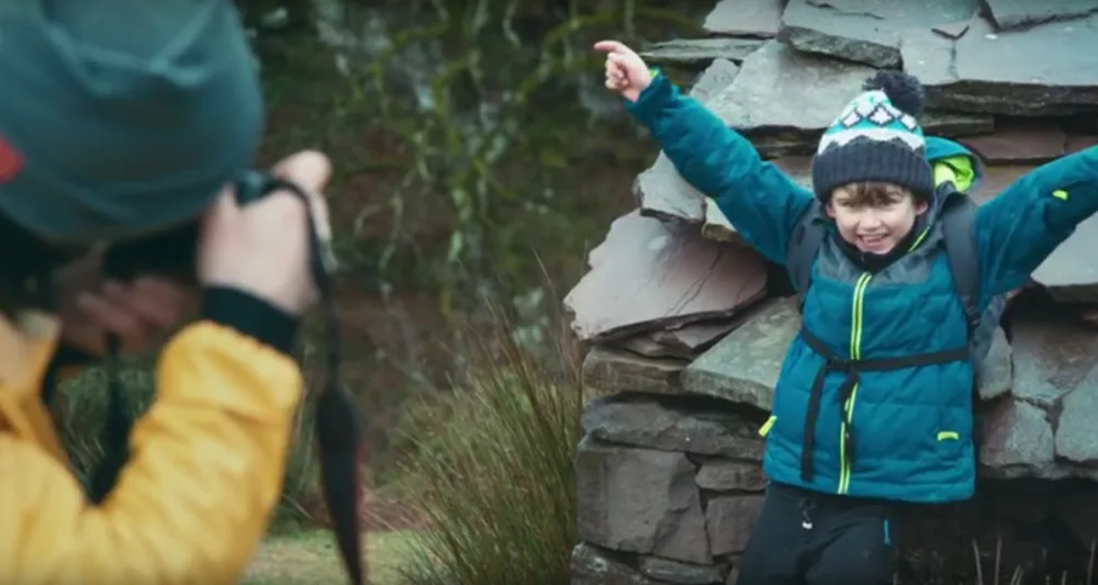 KINDER : un spot TV au sommet (de la guimauve) pour fêter ses cinquante ans !