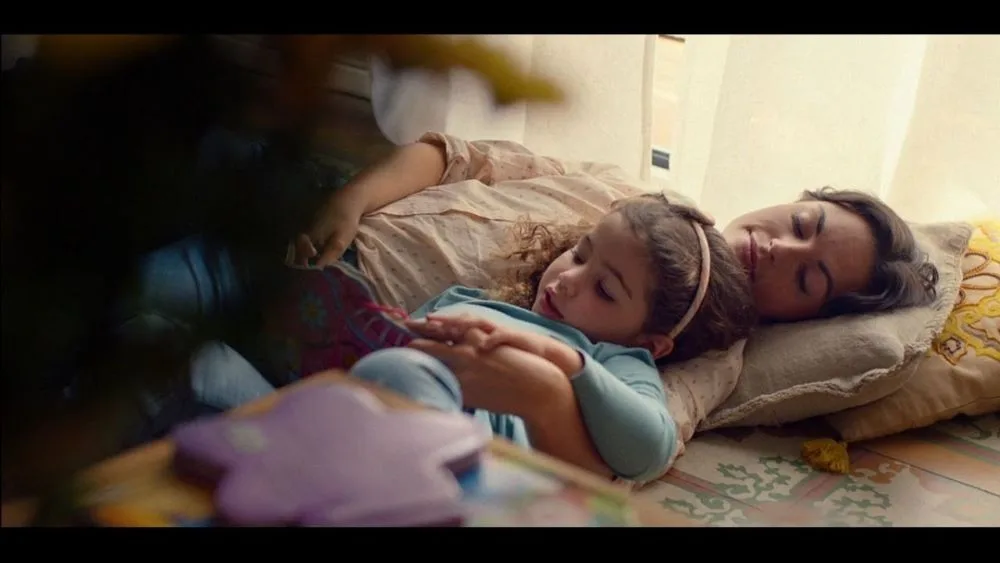 Avec Kinder c'est "A little, A lot"