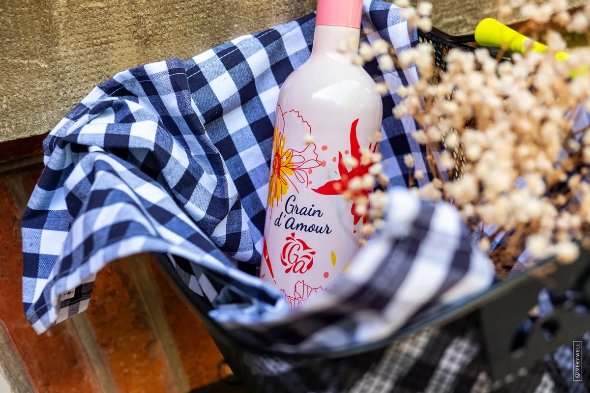 Conso : les femmes et les millennials derrière les nouveaux codes du rosé