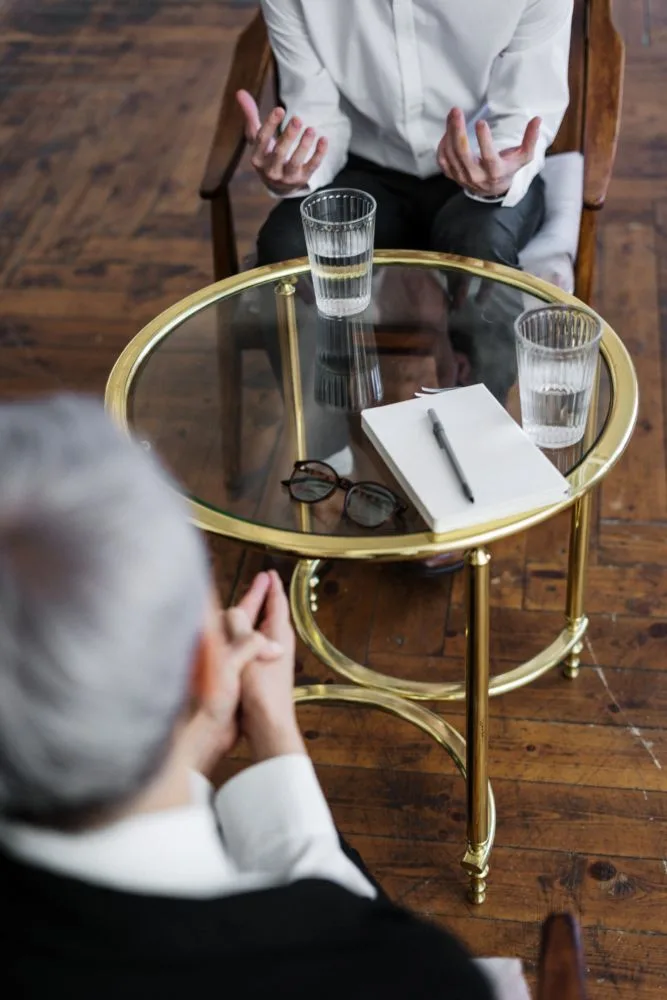 Entrez dans le secret d'un entretien de coaching avec le nouveau livre de Pierre Massot  : "Les émotions secrets de coaching"