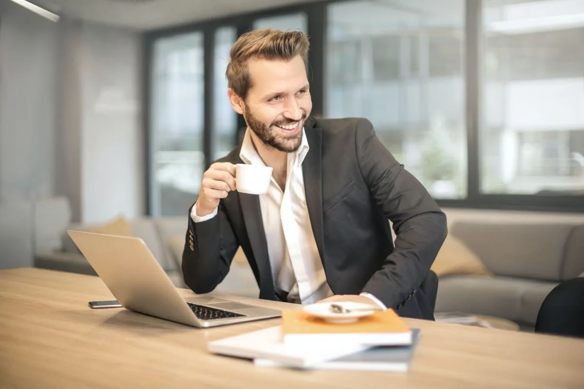 "Evaluer les compétences professionnelles" : Le nouveau mode d’emploi de l’évaluation par Stéphane LHERMIE.